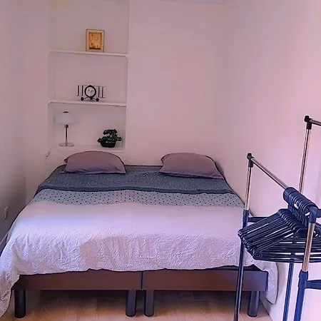 Jolie 2 Pieces Avec Terrasse Jusqu'A 5 Personnes Nancy Centre Appartement Kamer foto